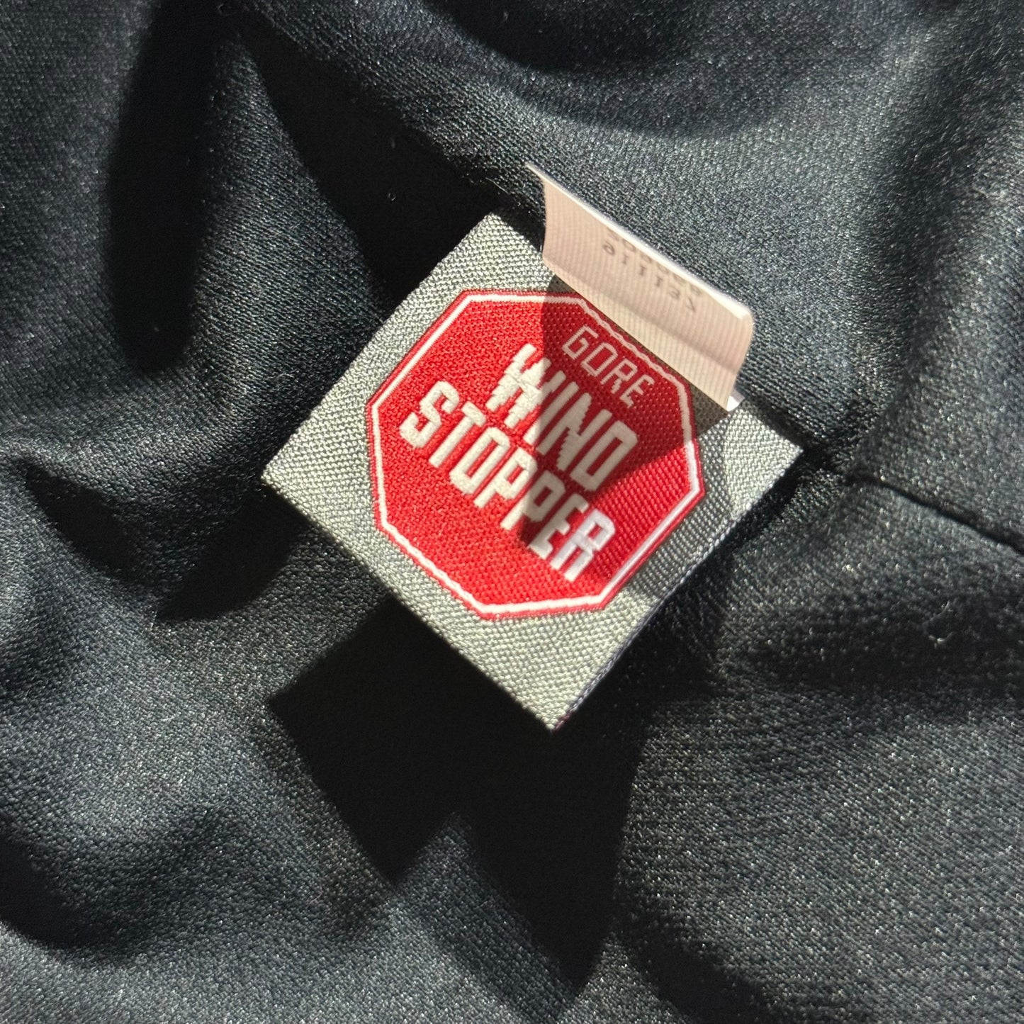 【USED】Cabela's Gore Windstopper Wool Knit
