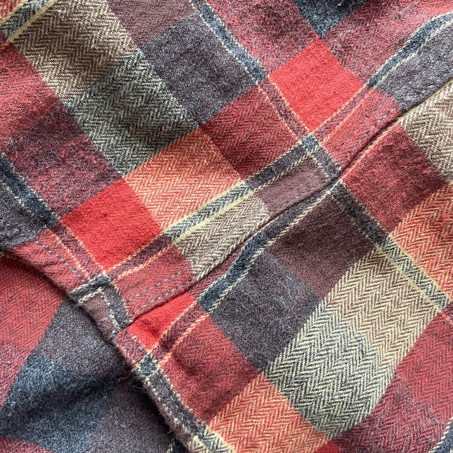 【USED】Eddie Bauer Check BD Shirt