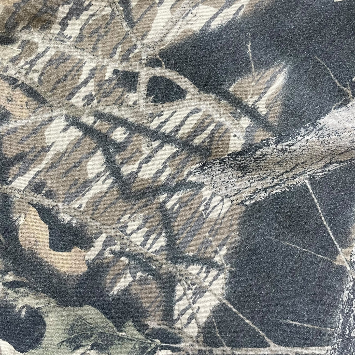 【USED】Mossy Oak Realtree Camo Shirt