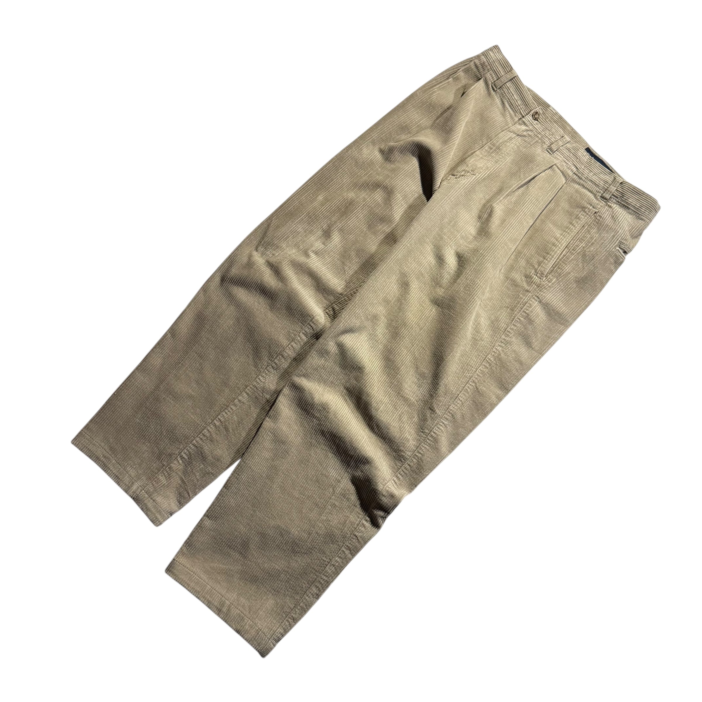 USED】Denver Hayes 2 Tuck Corduroy Pants – The Blueprint™︎