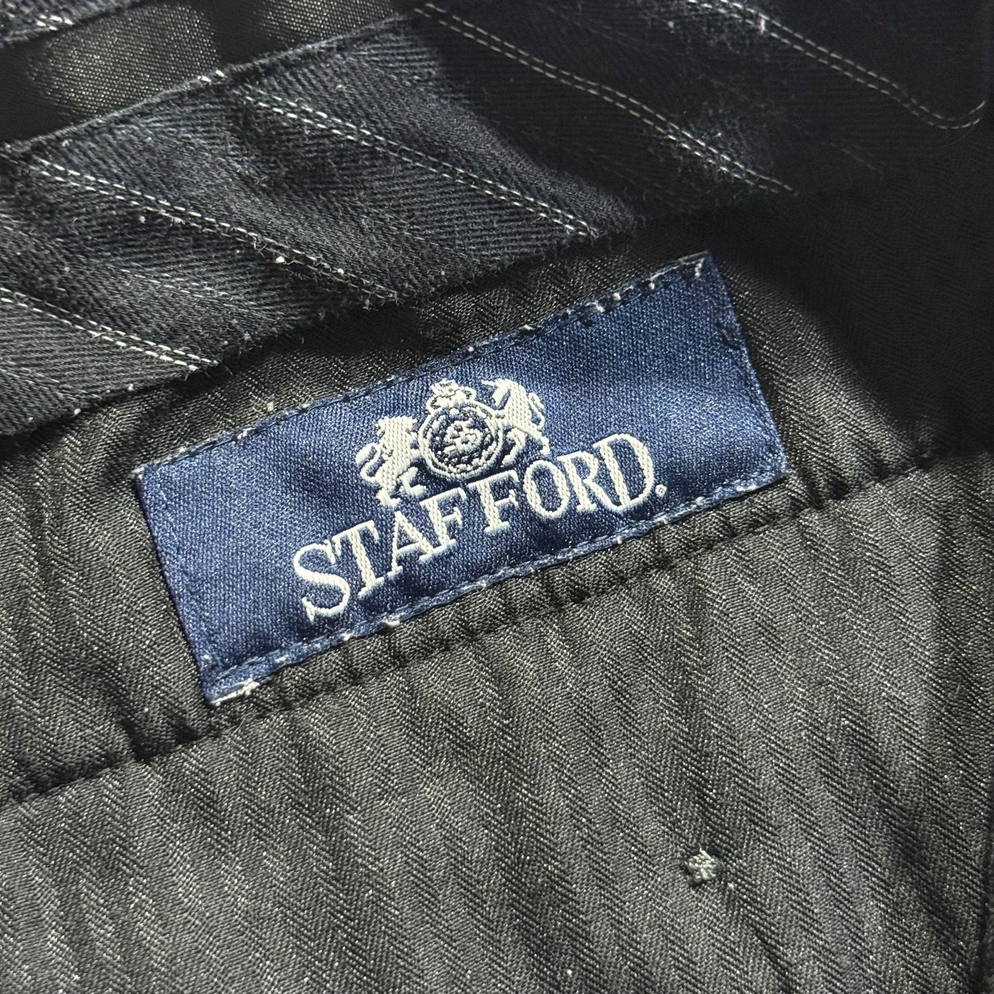 【USED】Stafford 2 Tuck Corduroy Pants