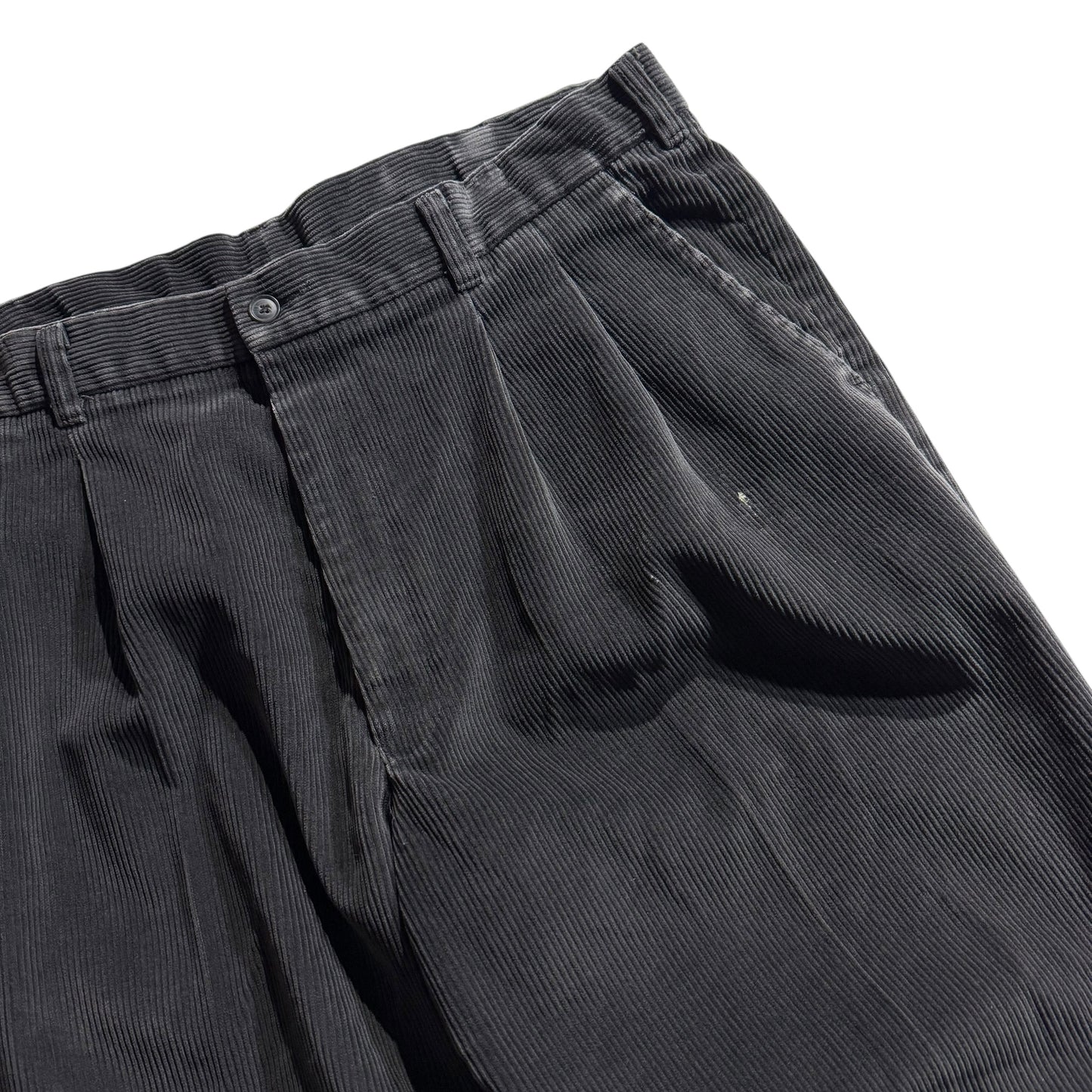 【USED】Outbacks 2 Tuck Corduroy Pants Made in Canada
