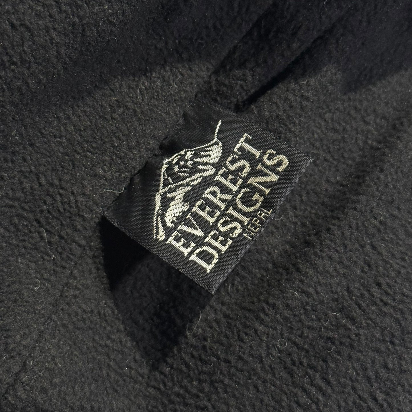 【USED】Everest Designs Ear Flap Hand Knit Sherpa Hat