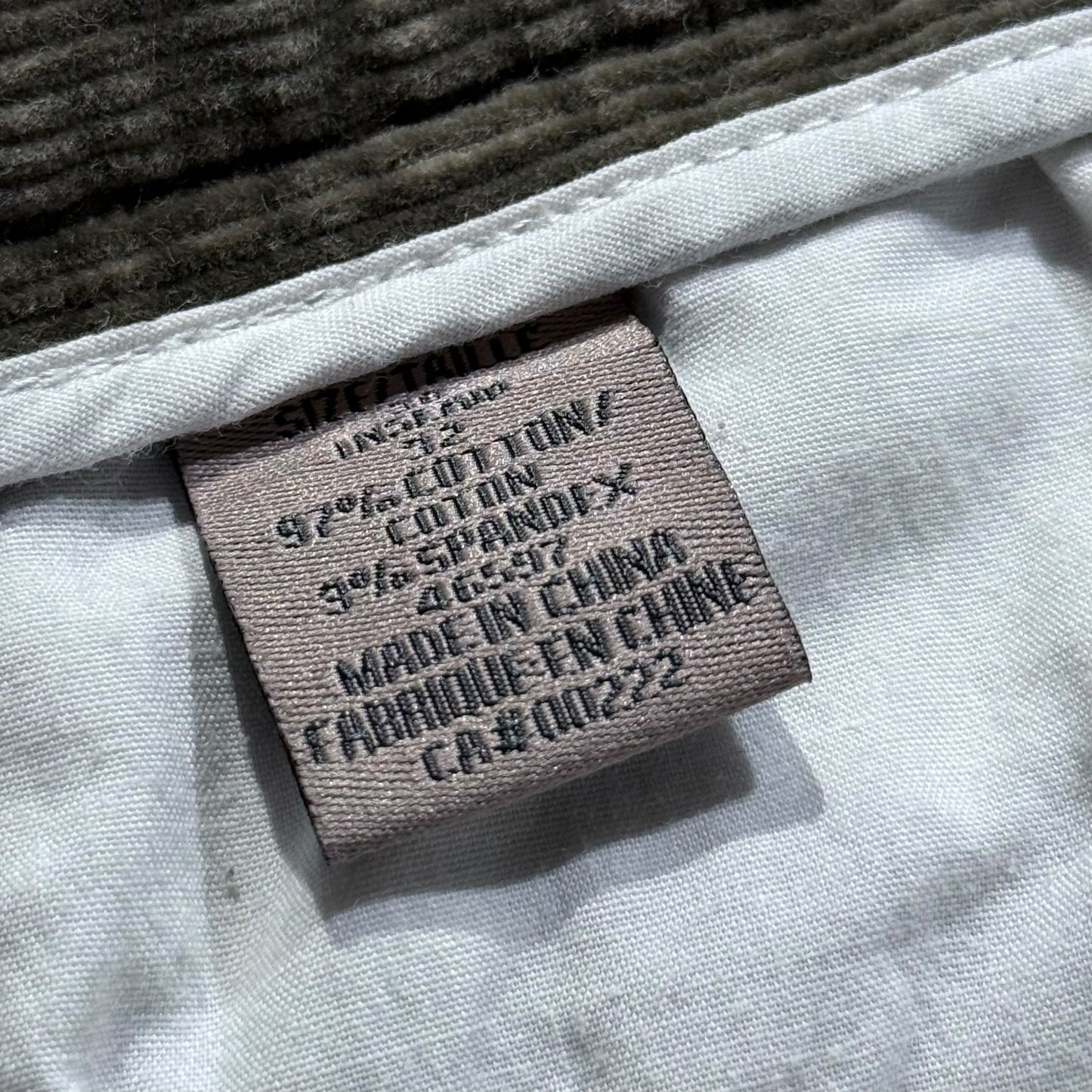 【USED】Retreat 2 Tuck Corduroy Pants