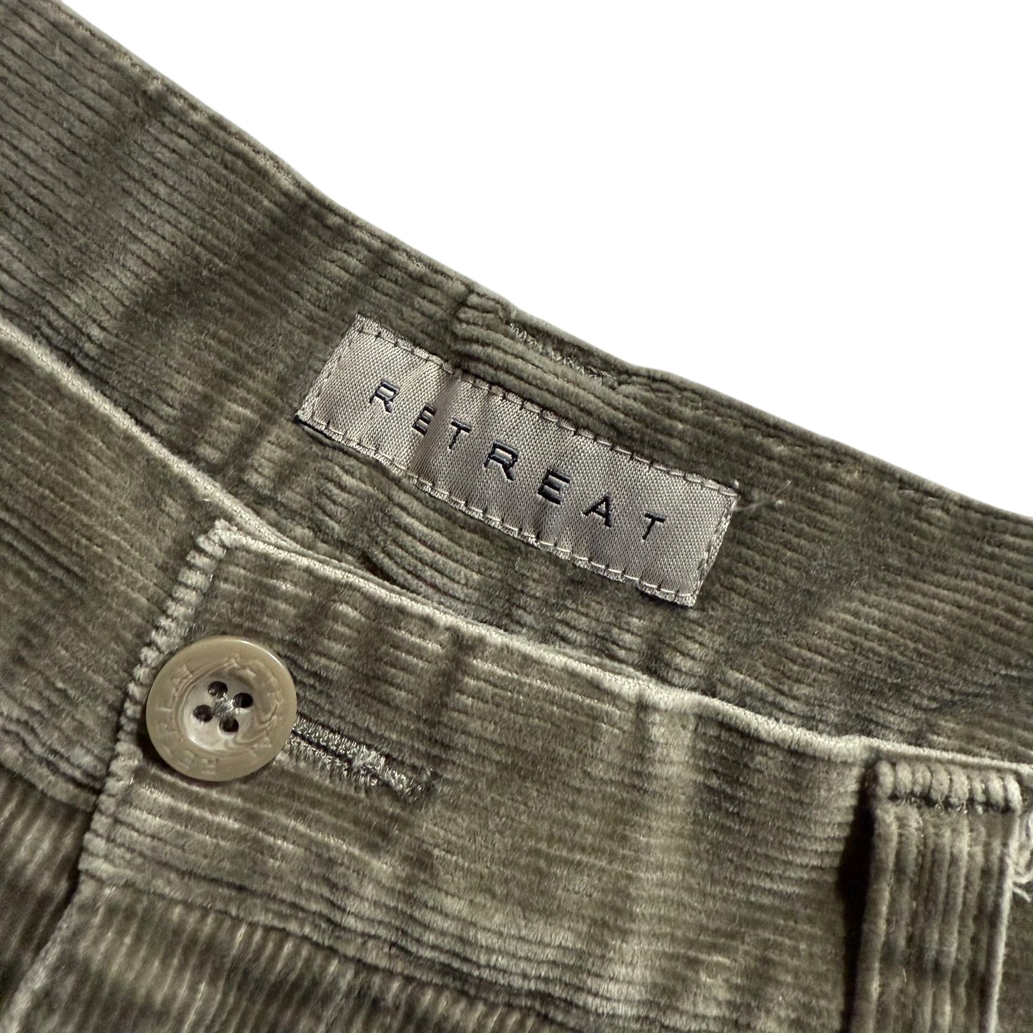 【USED】Retreat 2 Tuck Corduroy Pants