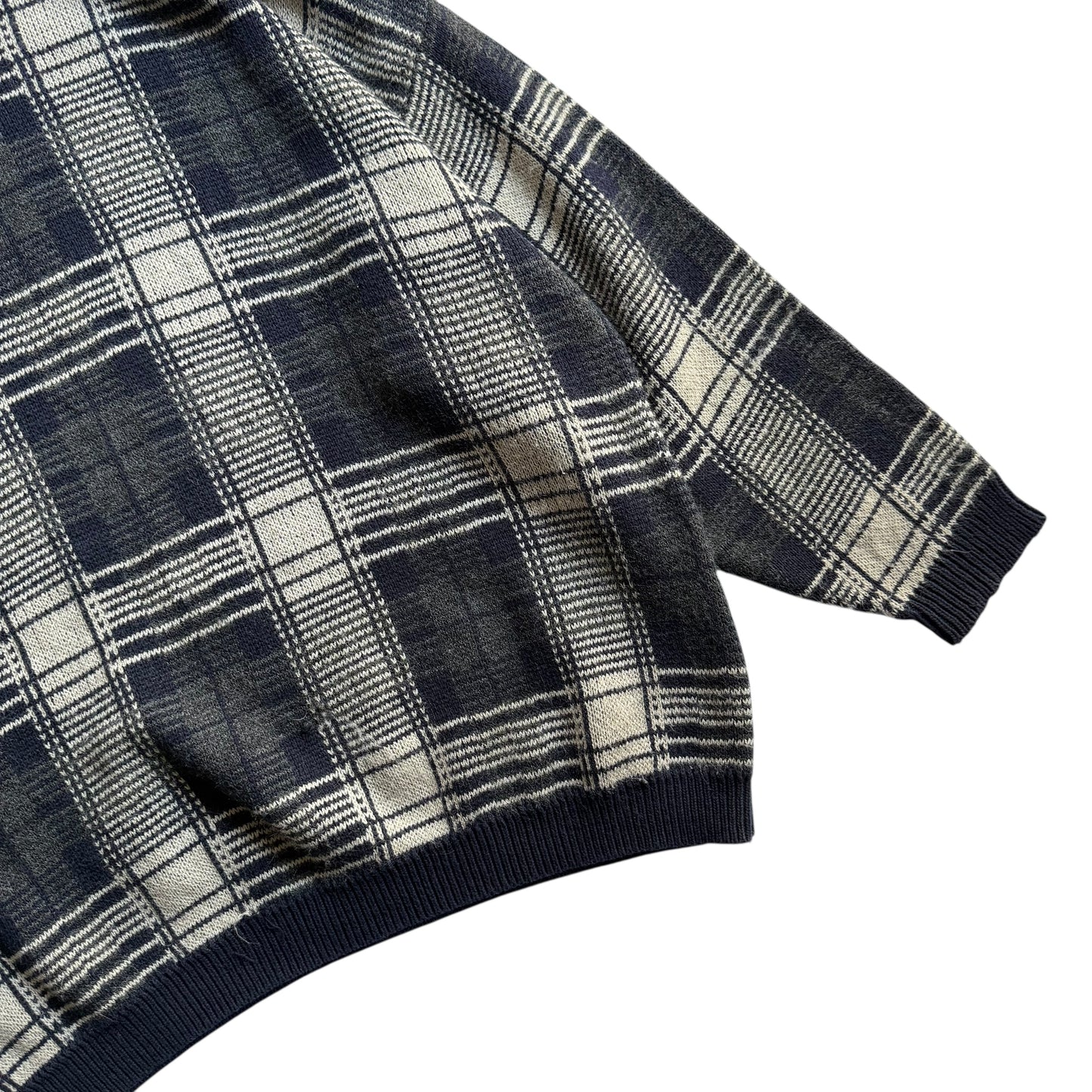 【USED】Van Heusen Check Pattern Crewneck Sweater
