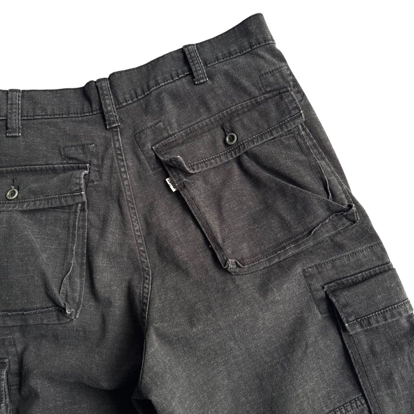 【USED】LEVI'S リーバイス BLACK DENIM CARGO SHORTS カーゴショーツ ハーフパンツ ブラックデニム W36