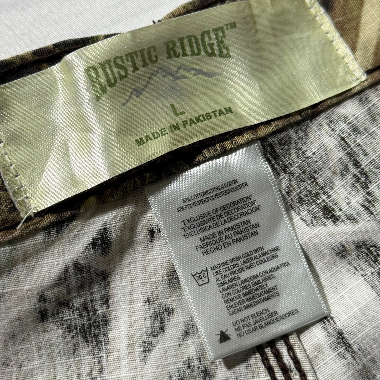 【USED】Rustic Ridge Grass Camo Cargo Pants