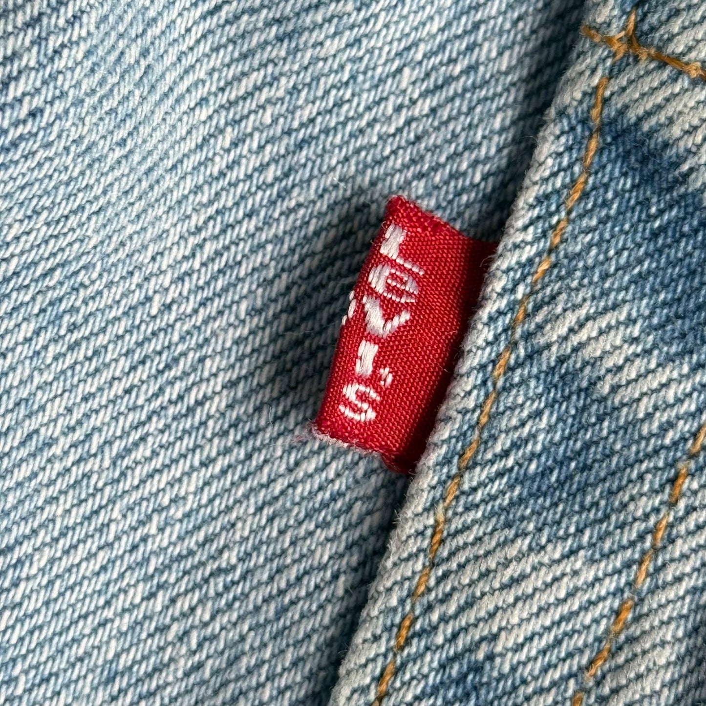【USED】LEVI’S 550 RELAXED FIT DENIM SHORTS