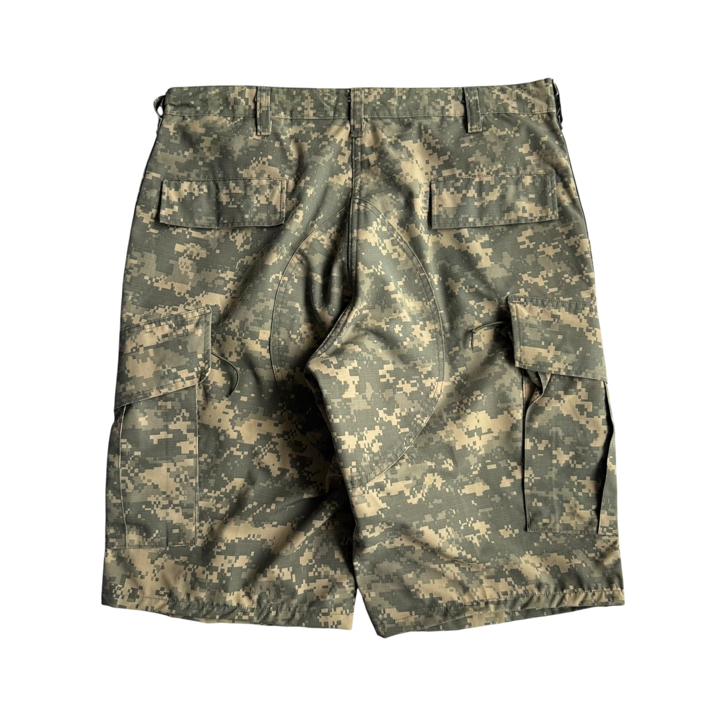 【USED】ACU DIGITAL CAMO REMAKE CARGO SHORTS