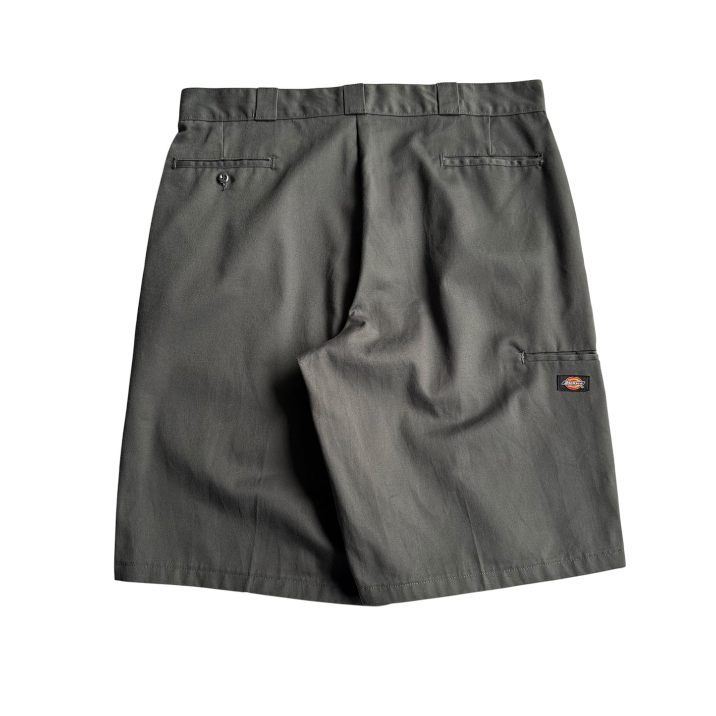 【USED】DICKIES LOOSE FIT WORK SHORTS