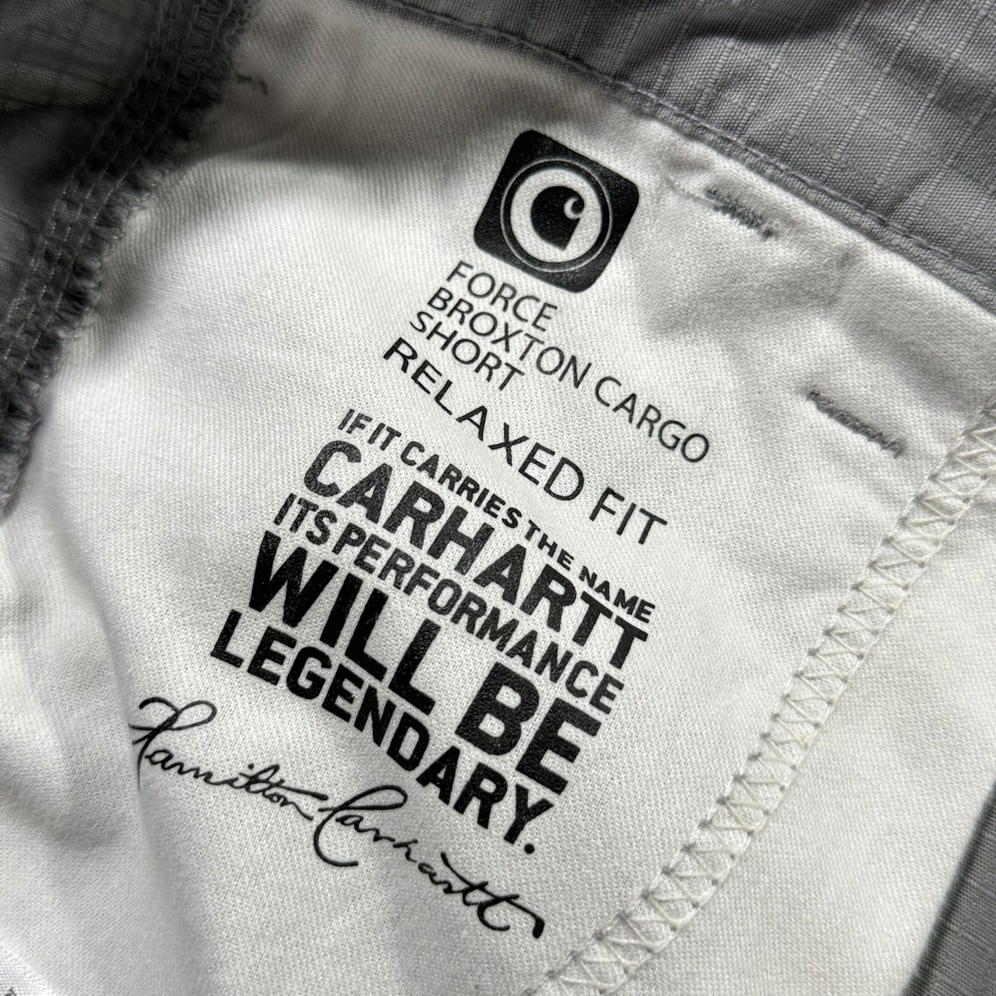 【USED】CARHARTT RIPSTOP CARGO SHORTS