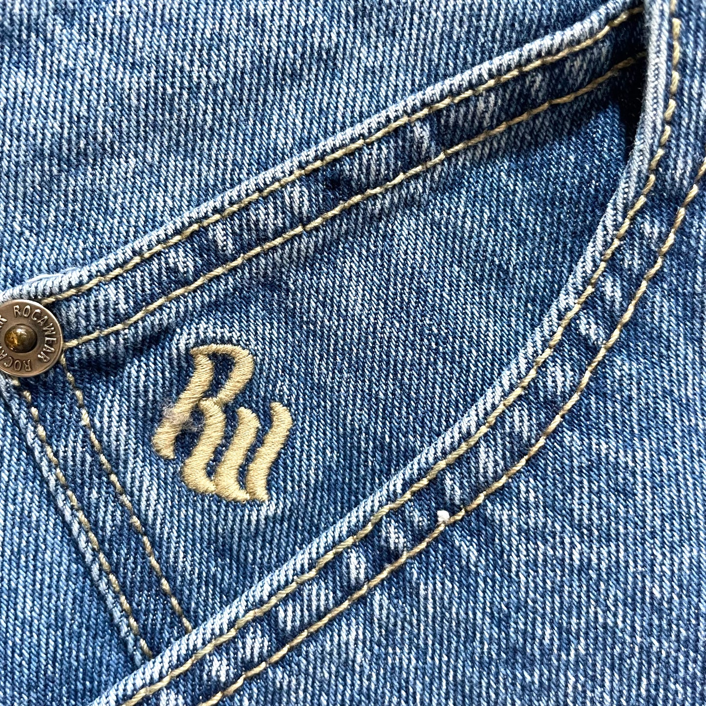 ROCAWEAR EMBROIDERED LOGO DENIM PAINTER PANTS