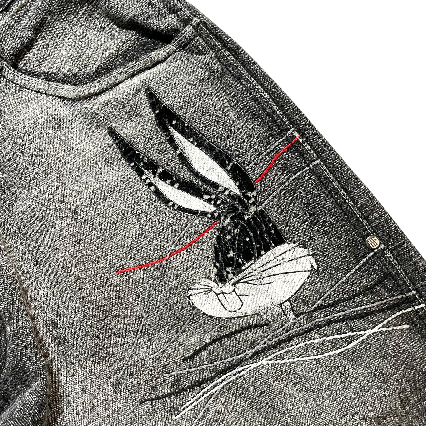 LOT29 "BUGS BUNNY" STITCHED BAGGY JEANS