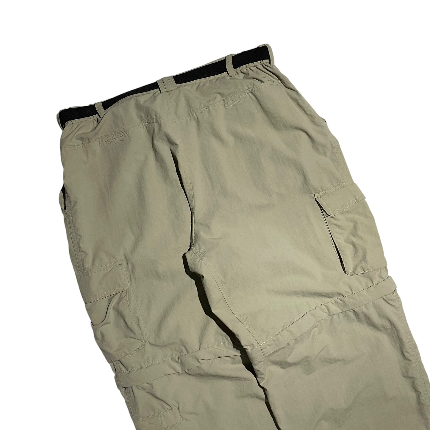 【Used】White Sierra Zip Off Cargo Pants