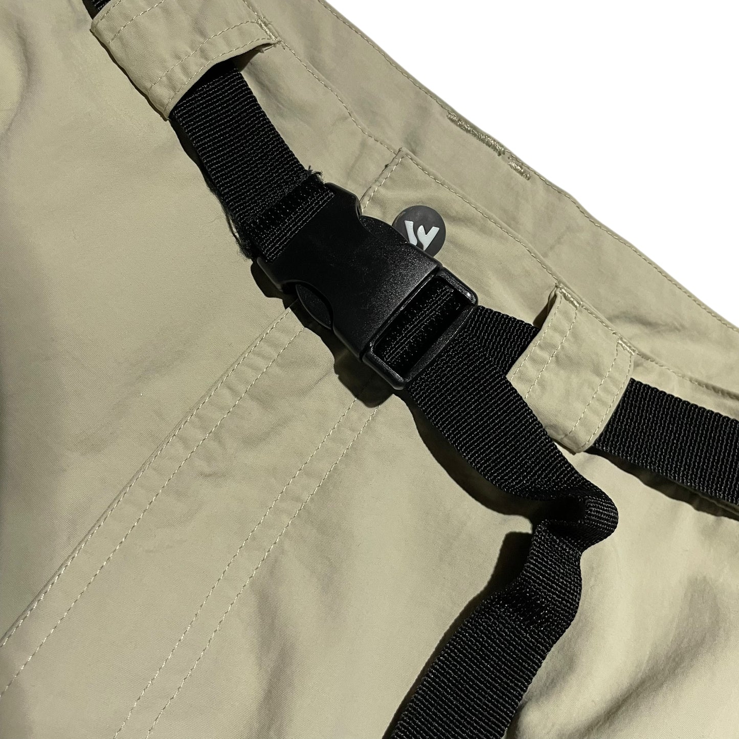 【Used】White Sierra Zip Off Cargo Pants