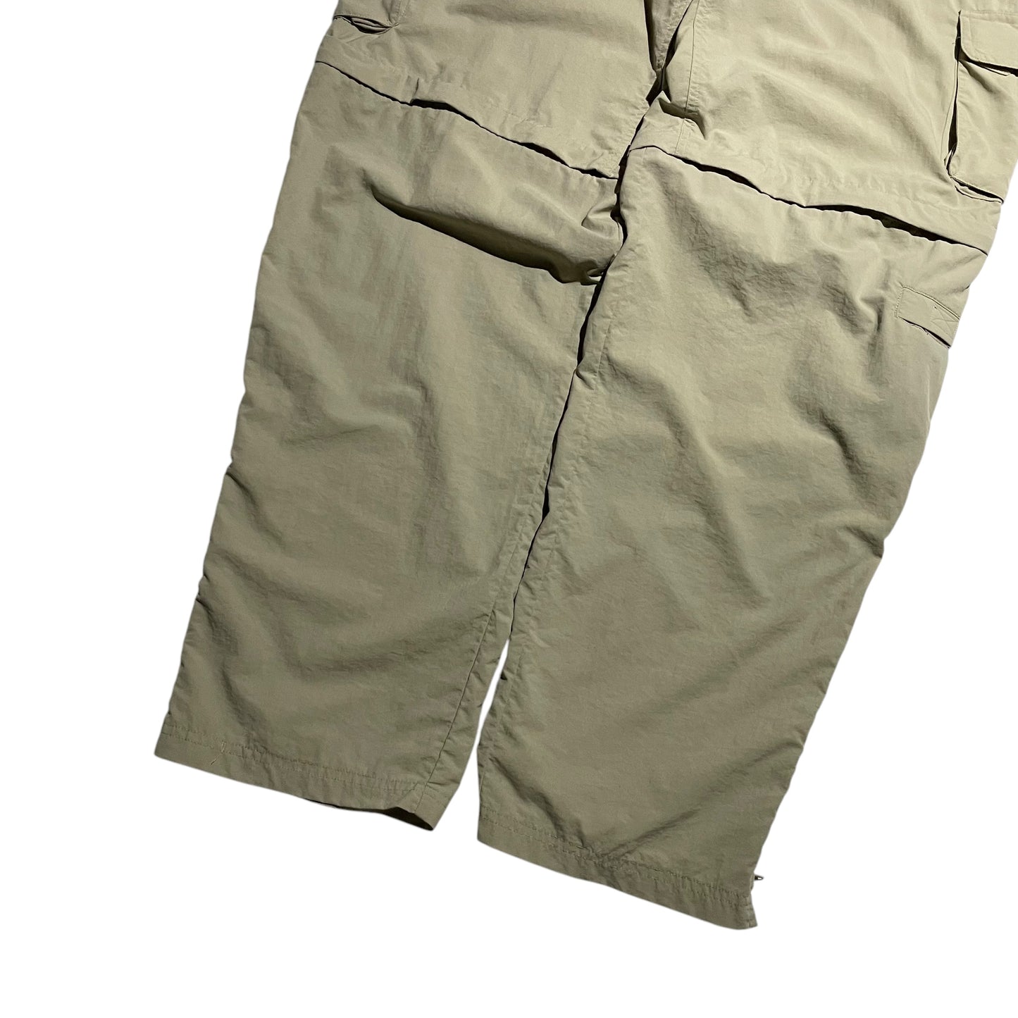 【Used】White Sierra Zip Off Cargo Pants