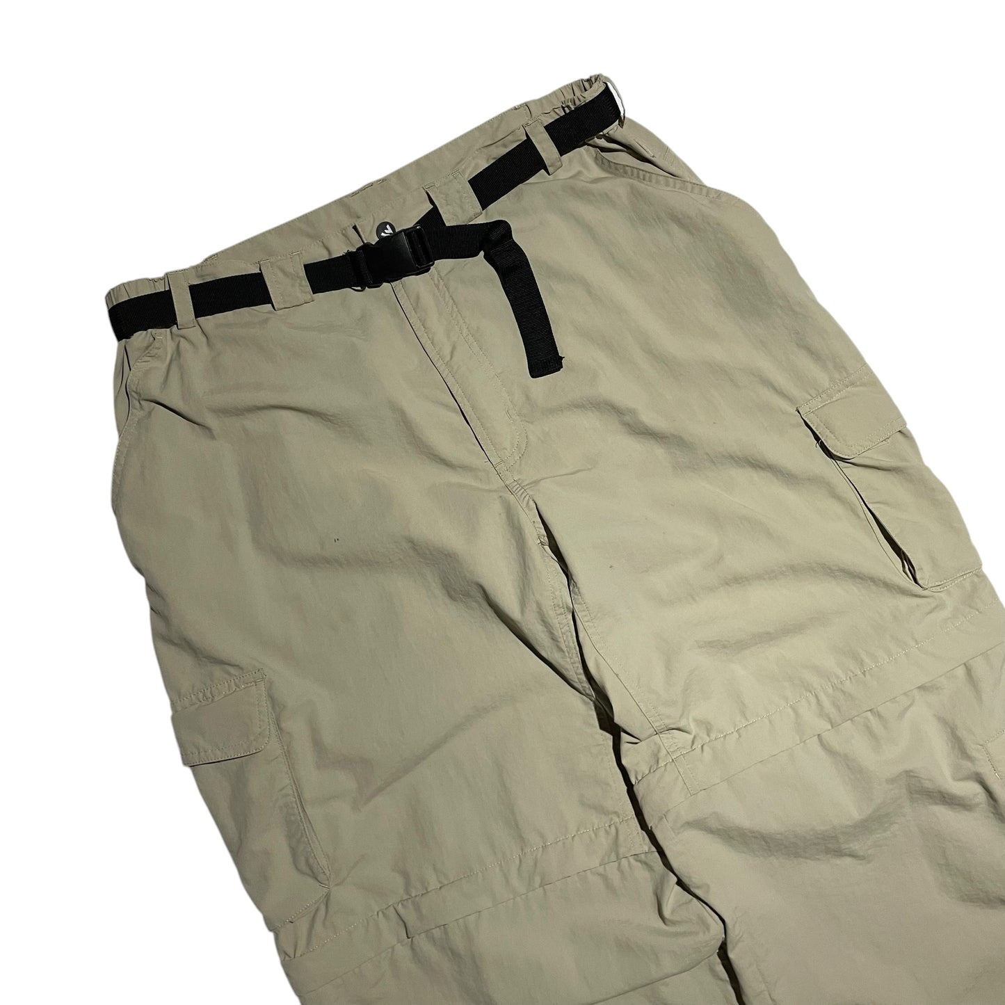 【Used】White Sierra Zip Off Cargo Pants
