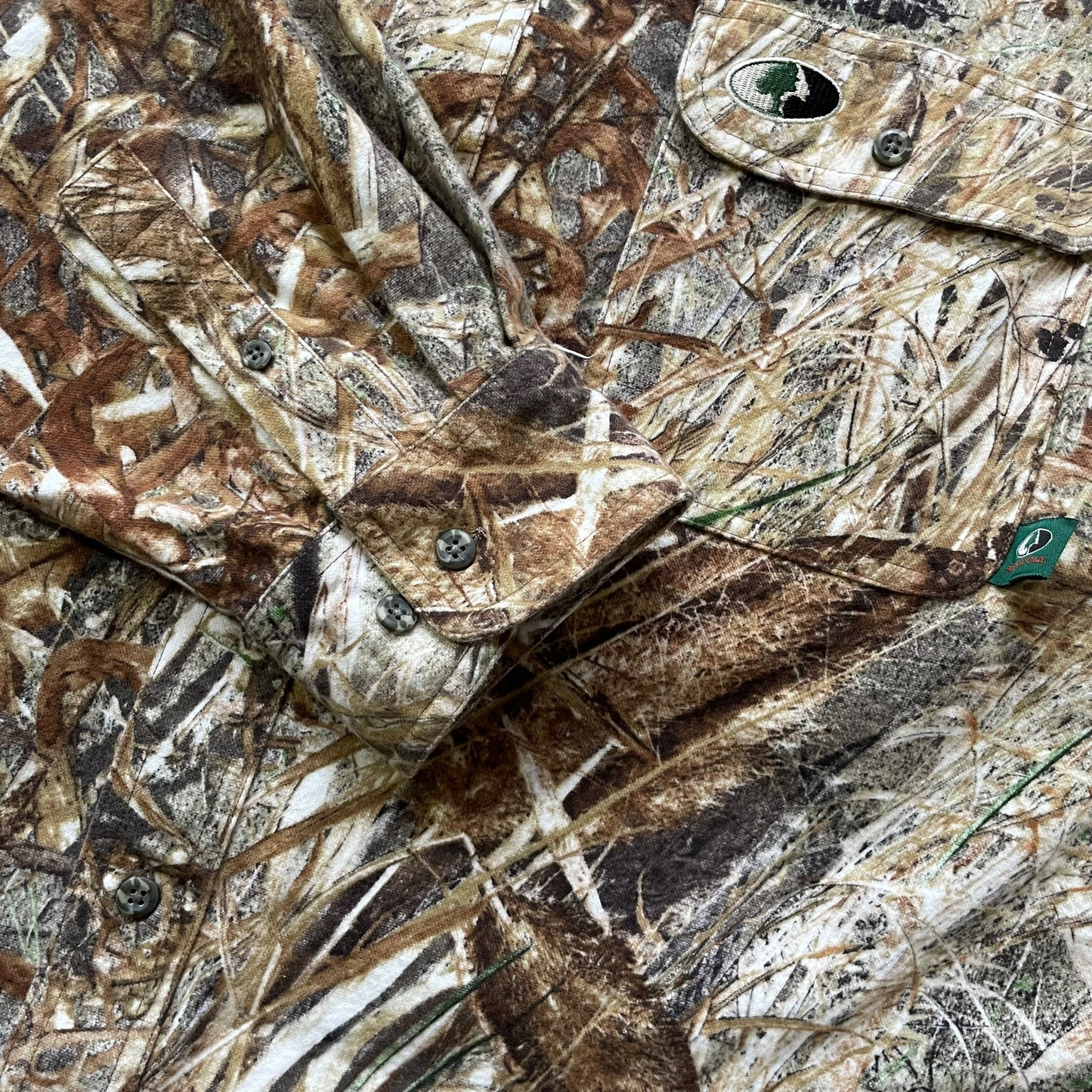 【USED】Mossy Oak Realtree Camo Shirt