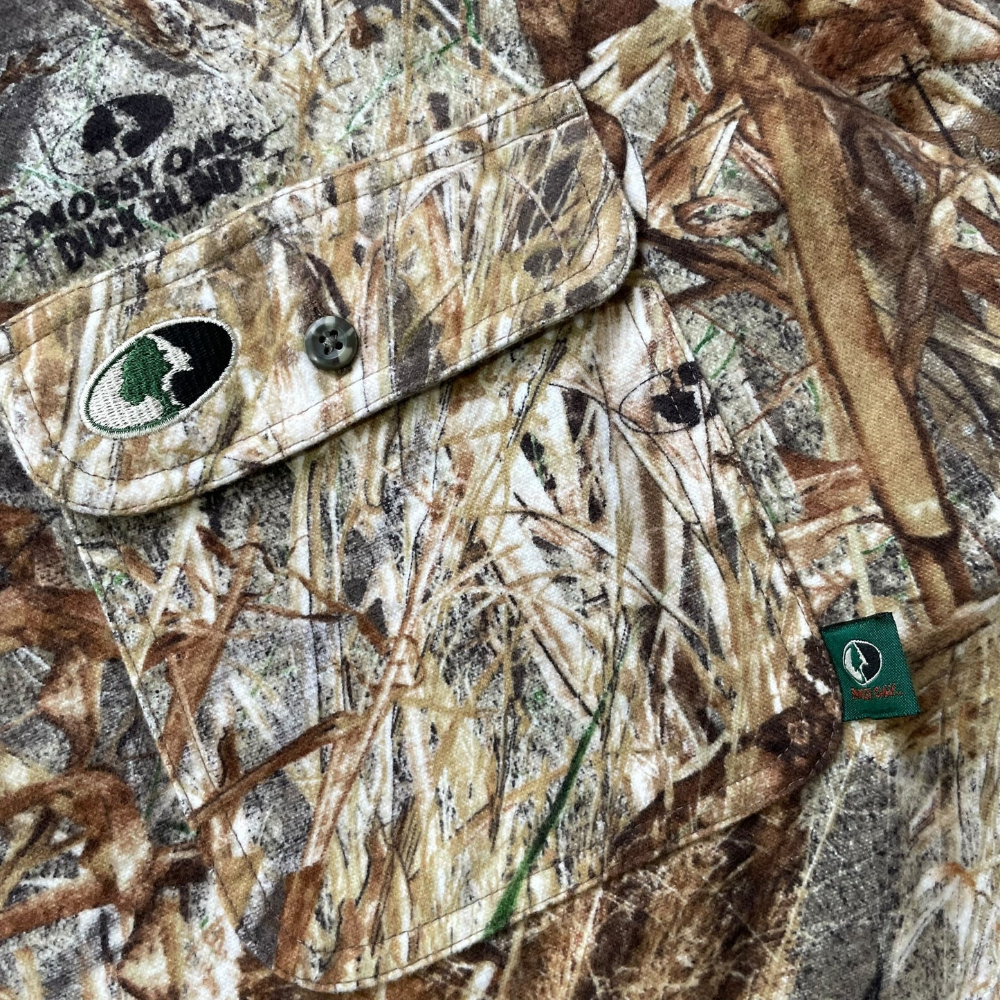 【USED】Mossy Oak Realtree Camo Shirt