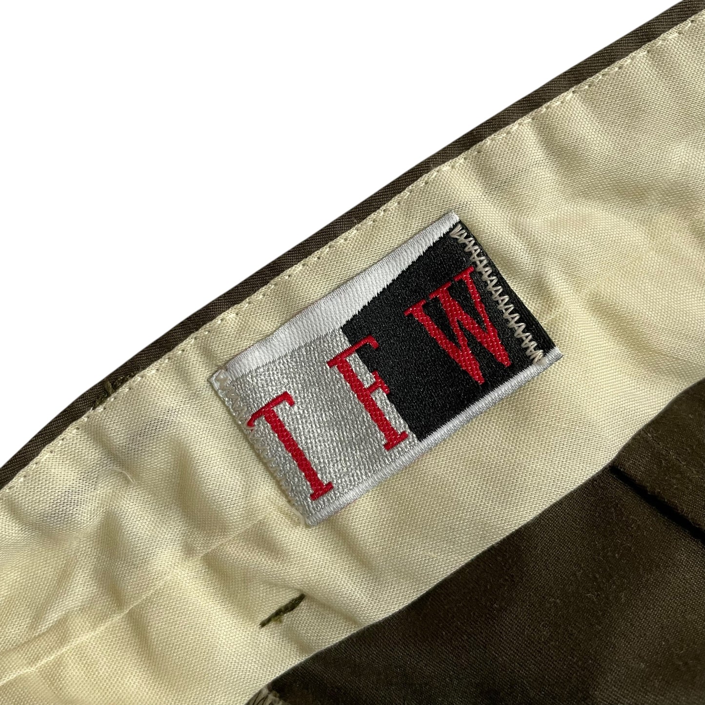 【USED】TFW 3tuck Wide Slacks