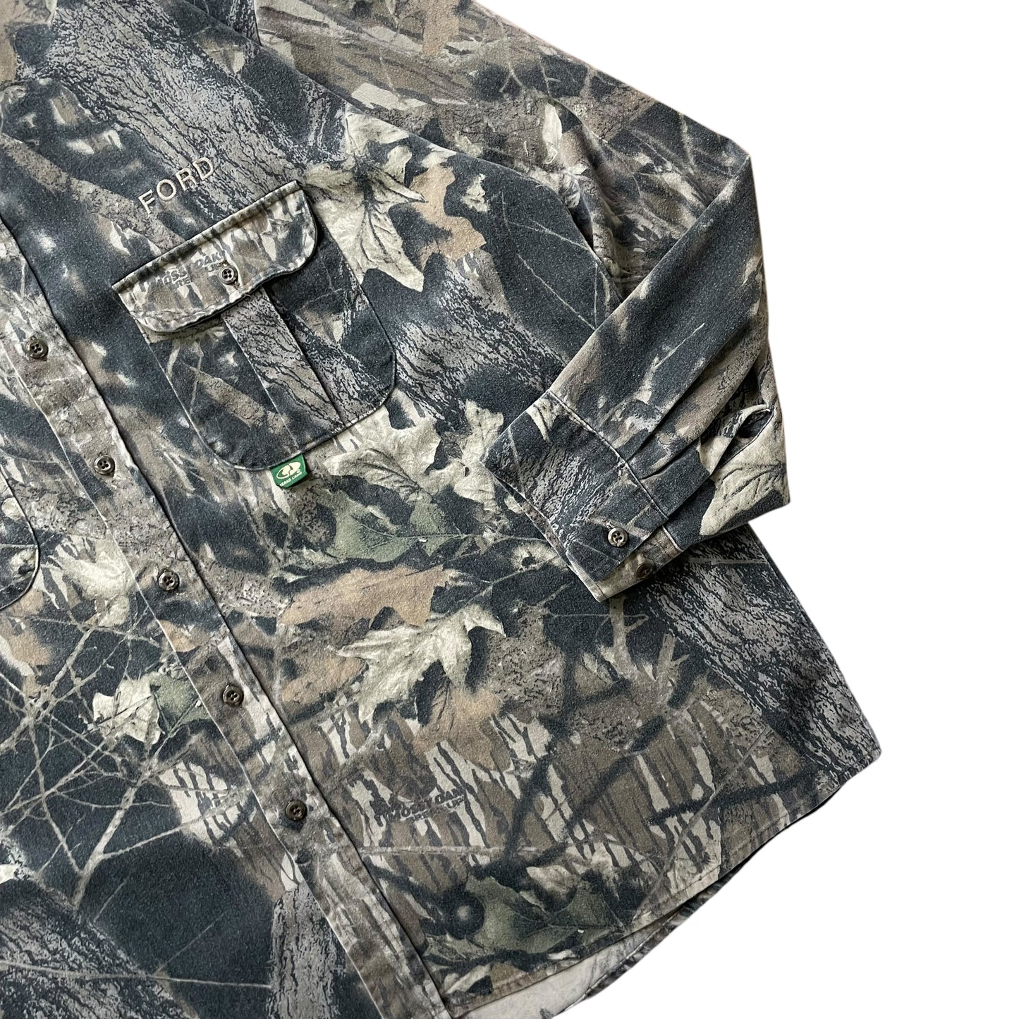 【USED】Mossy Oak Realtree Camo Shirt