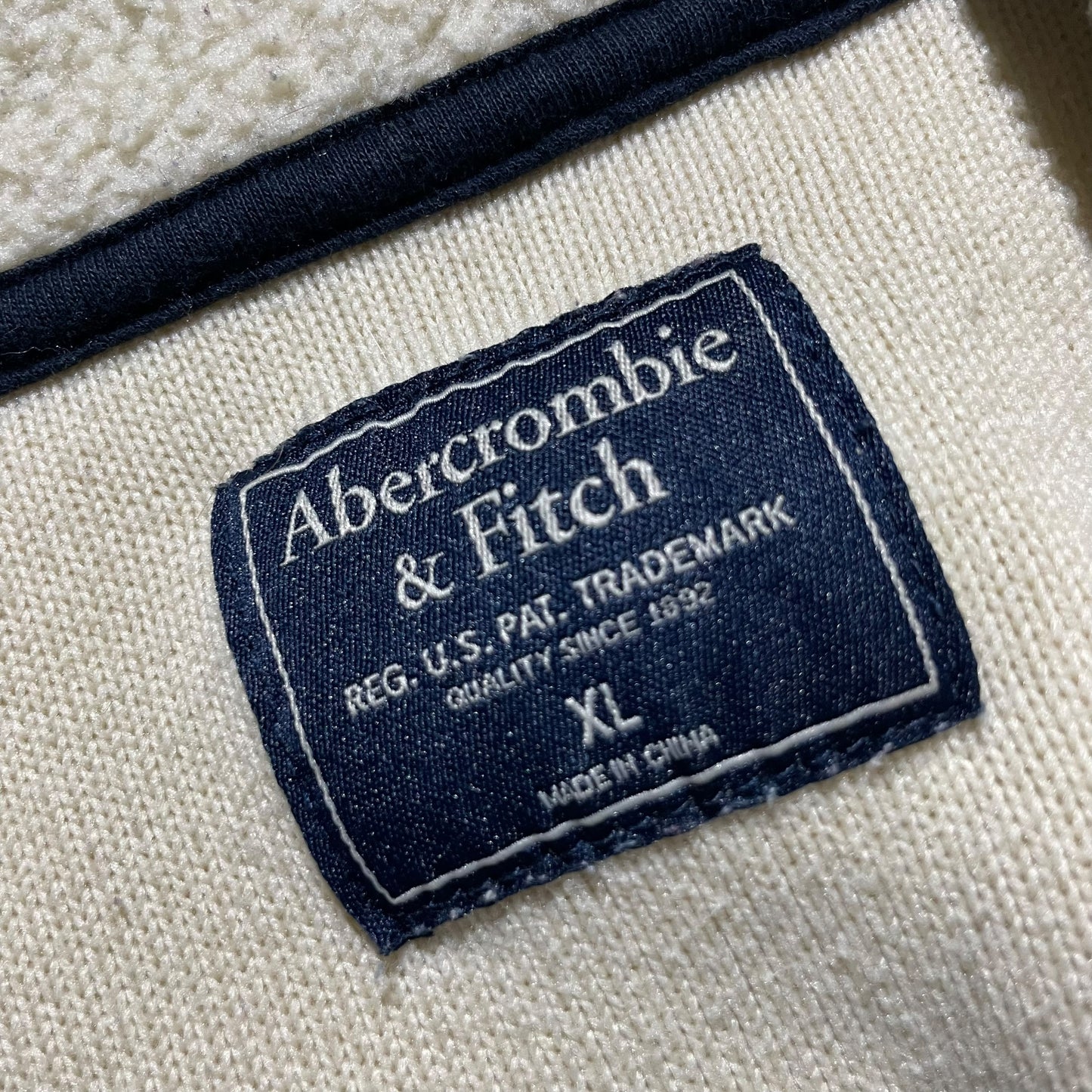 Abercrombie&Fitch Pull Over Fleece