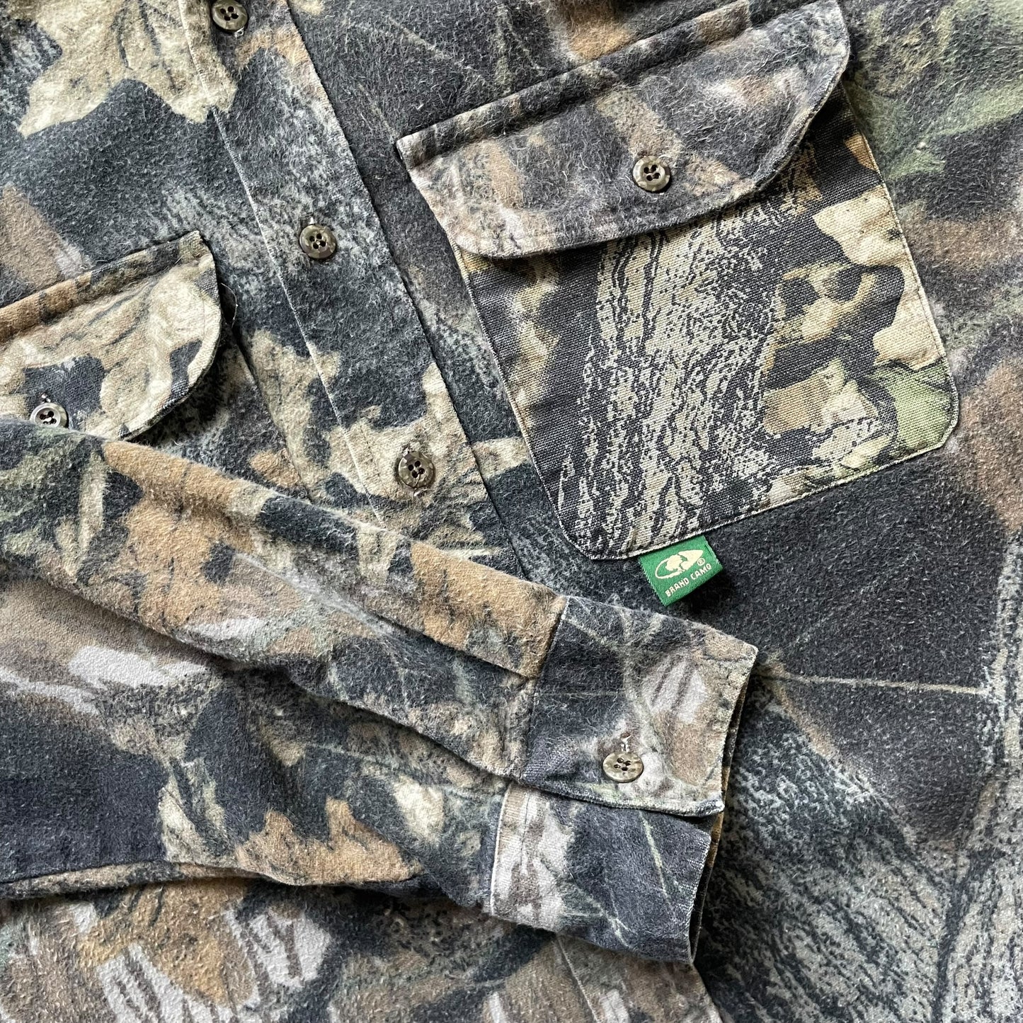 【USED】MOSSYOAK Realtree Camo Shirt "Made in USA"