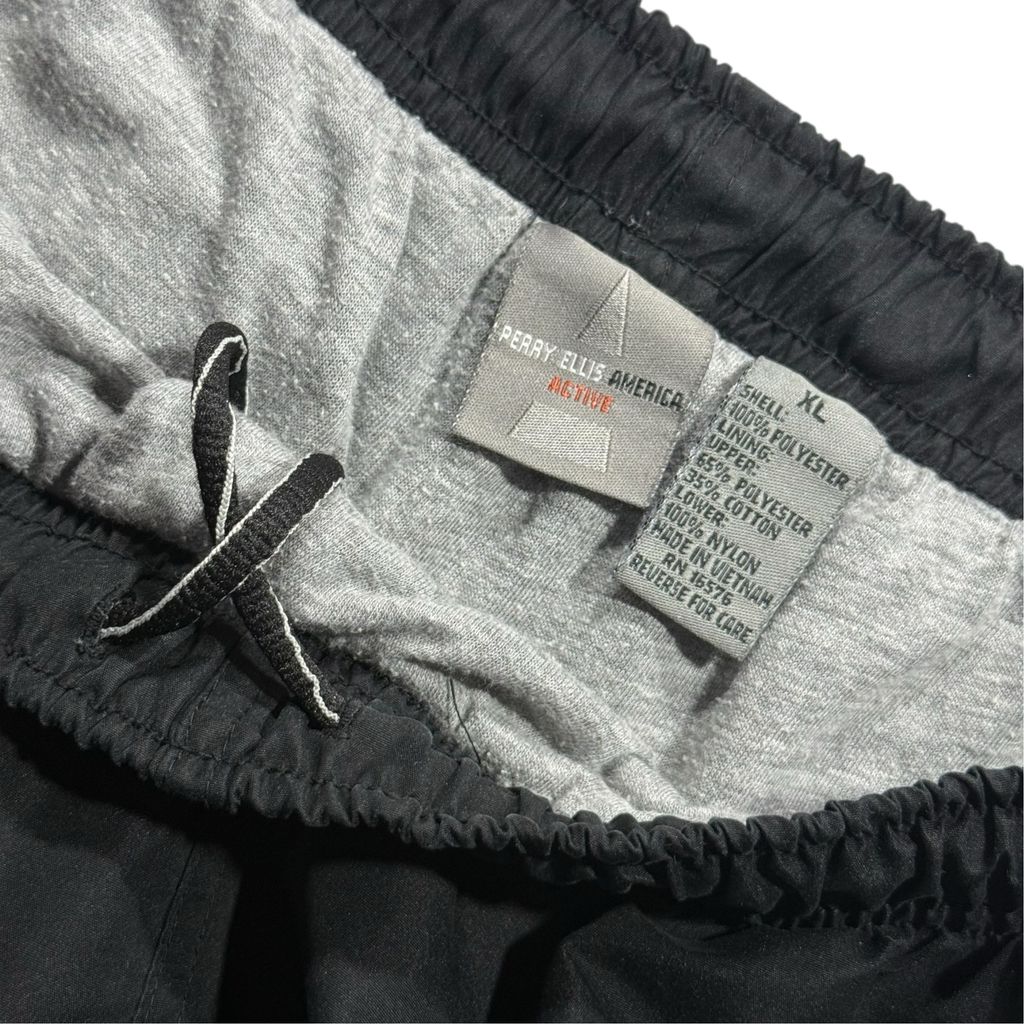 【USED】00s Perry Ellis America Active Nylon Tech Pants Black XL / ペリーエリスアメリカ ナイロンテックパンツ ブラック 裾ジップ 裏地付き イージーパンツ オールド ストリート 古着