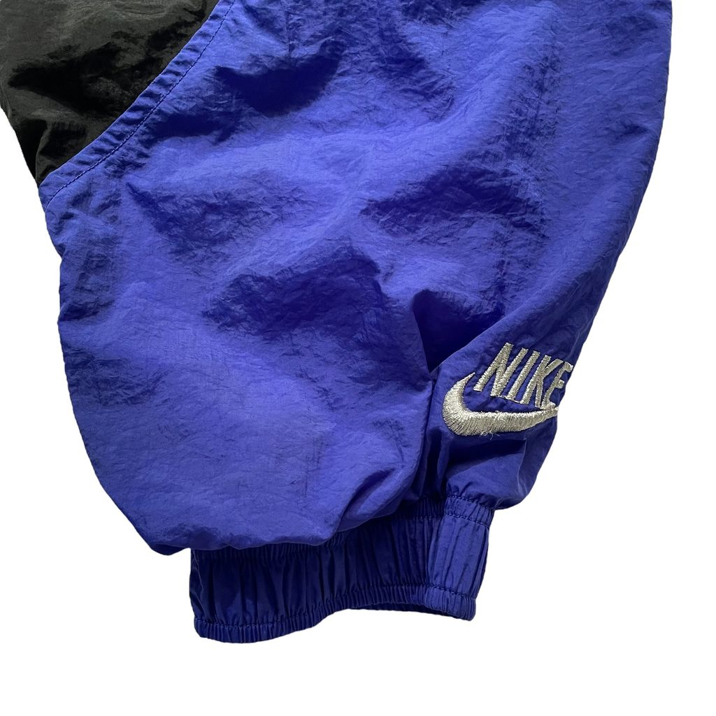 90s Nike Made Ecclusive for Foot Locker Nylon Track Jacket