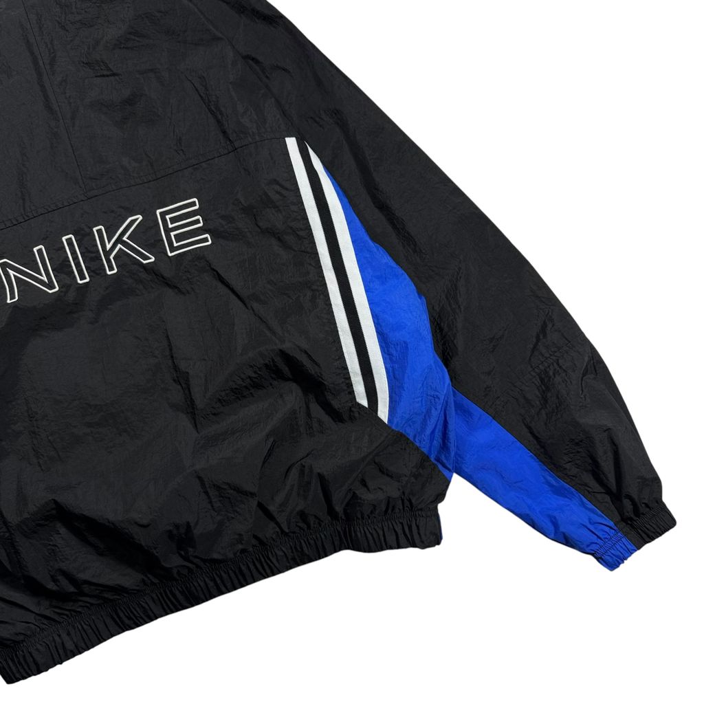 【USED】90s NIKE Nylon Full-Zip Jacket Black x Blue L / ナイキ ナイロンジャケット フルジップ 切替 バックロゴ 刺繍 黒 青