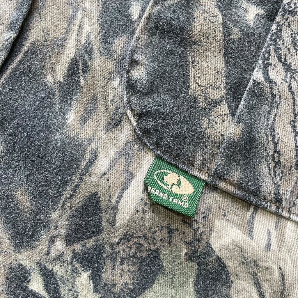【USED】Mossy Oak Realtree Camo Shirt
