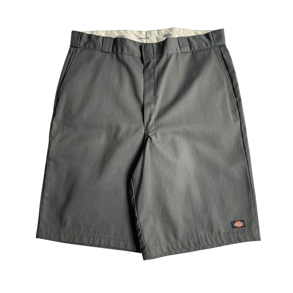 【USED】DICKIES LOOSE FIT WORK SHORTS