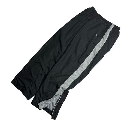 【USED】00s Nike Nylon Track Pants Black x Gray L / ナイキ ナイロン テックパンツ ブラック グレー サイドライン スウッシュ刺繍 オールド スポーツ ビンテージ