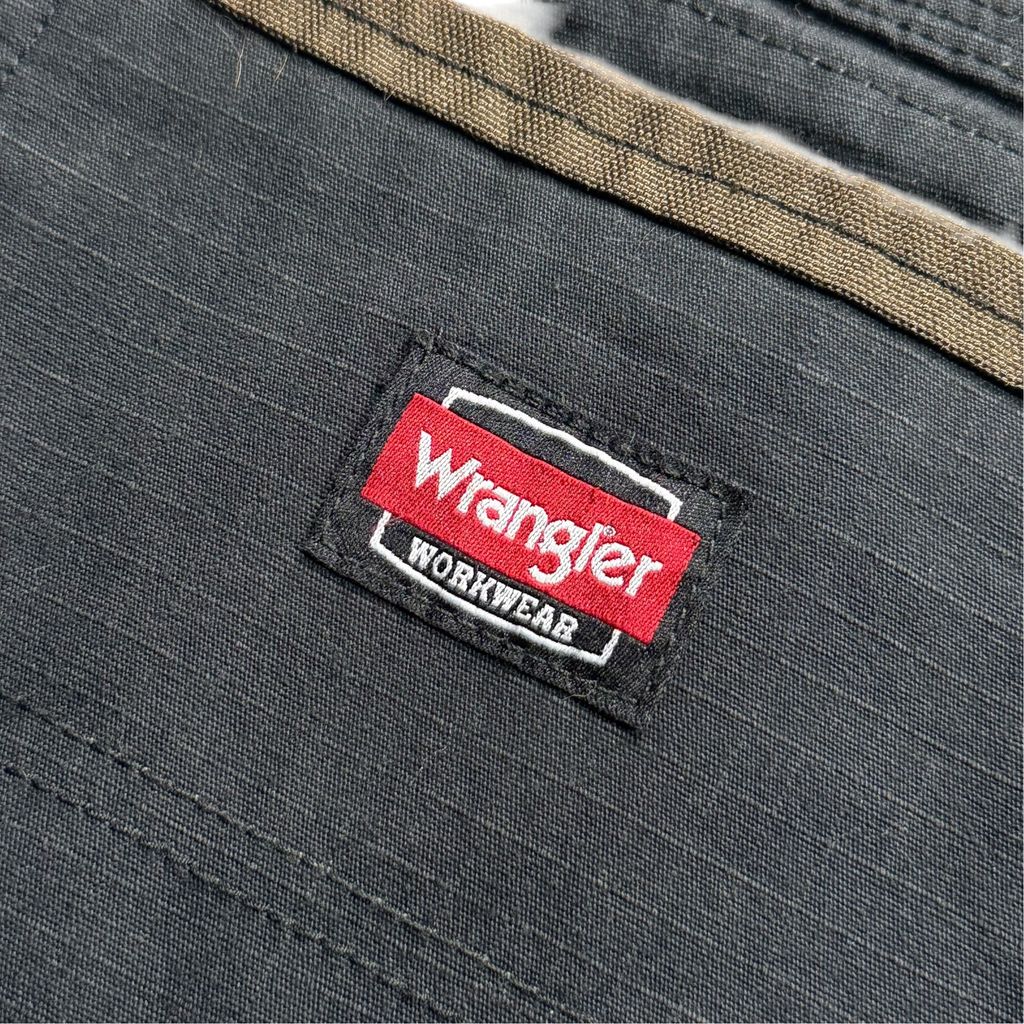 【USED】Wrangler WORKWEAR Ripstop Cargo Painter Pants Black 36 x 30 / ラングラー ワークウェア リップストップ カーゴ ペインターパンツ ブラック 黒