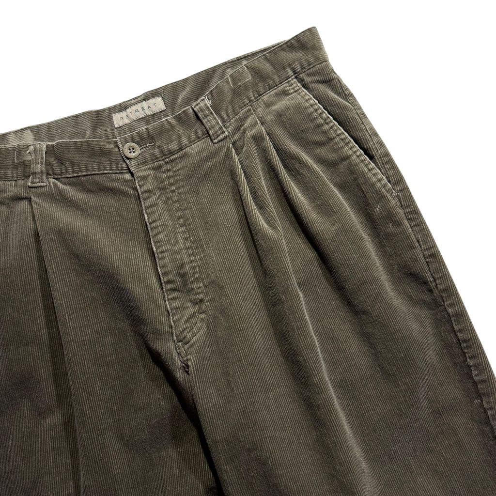 【USED】Retreat 2 Tuck Corduroy Pants