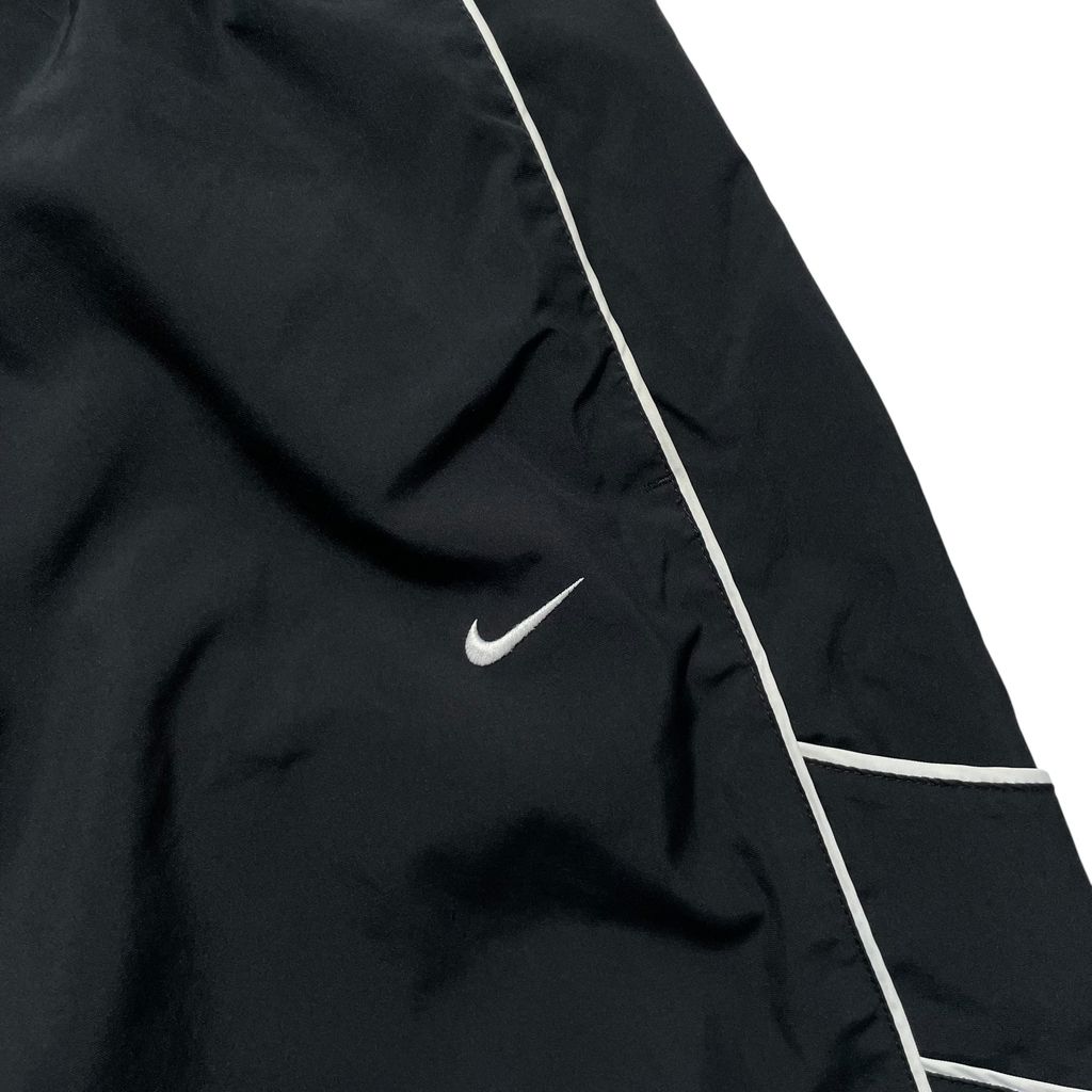 【USED】Nike Nylon Track Pants