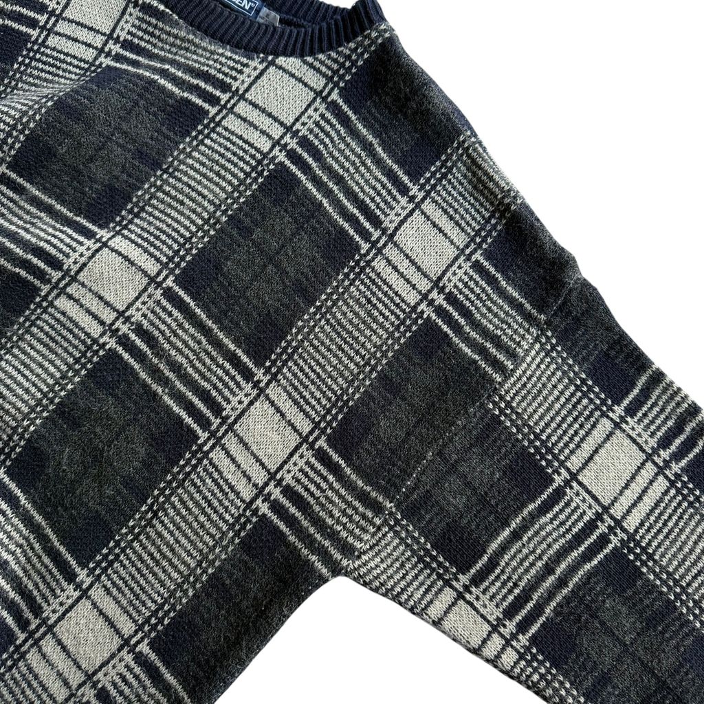 【USED】Van Heusen Check Pattern Crewneck Sweater
