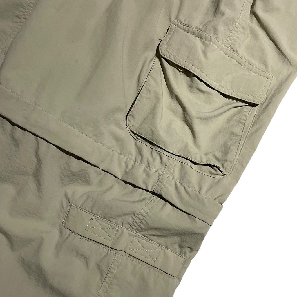 【Used】White Sierra Zip Off Cargo Pants