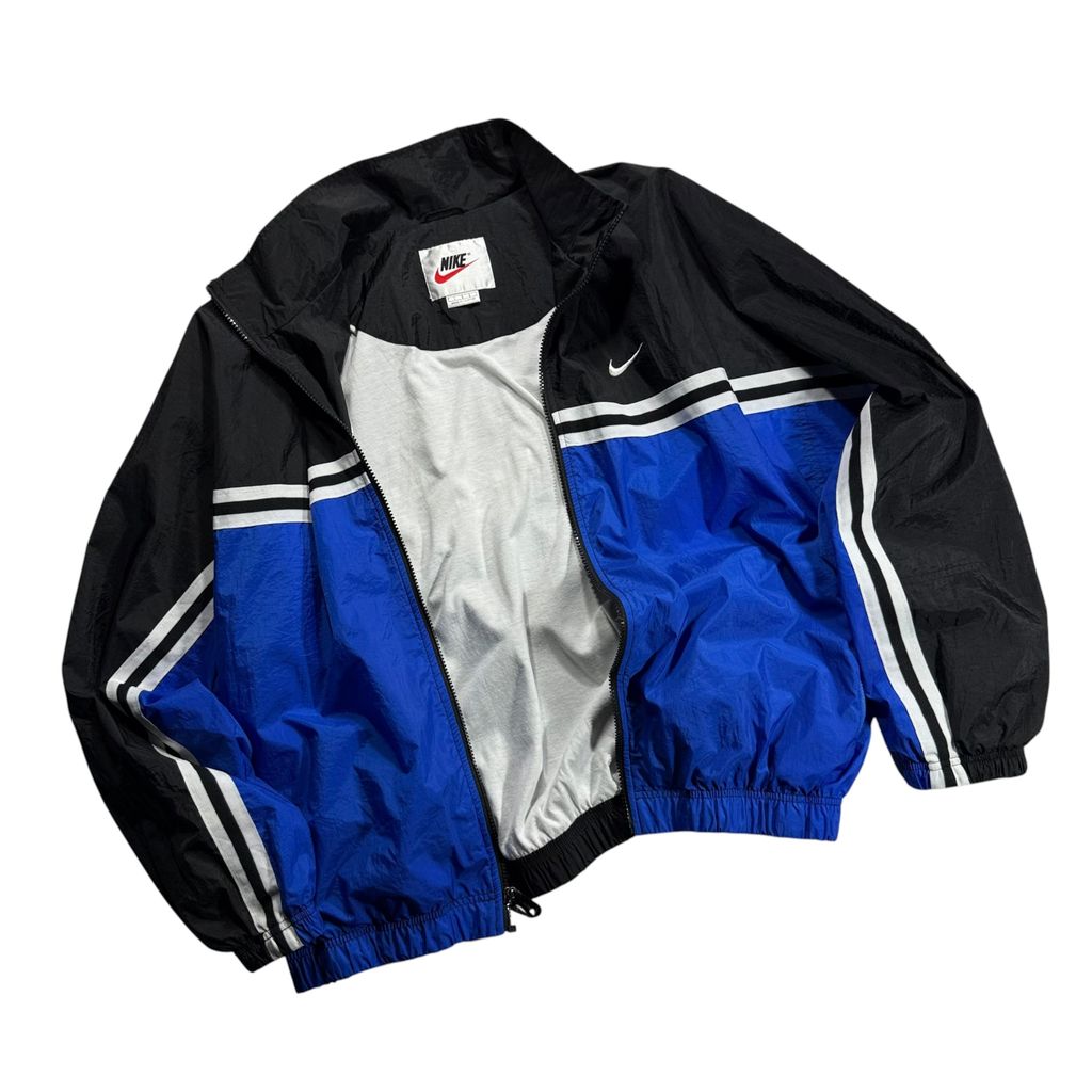 【USED】90s NIKE Nylon Full-Zip Jacket Black x Blue L / ナイキ ナイロンジャケット フルジップ 切替 バックロゴ 刺繍 黒 青
