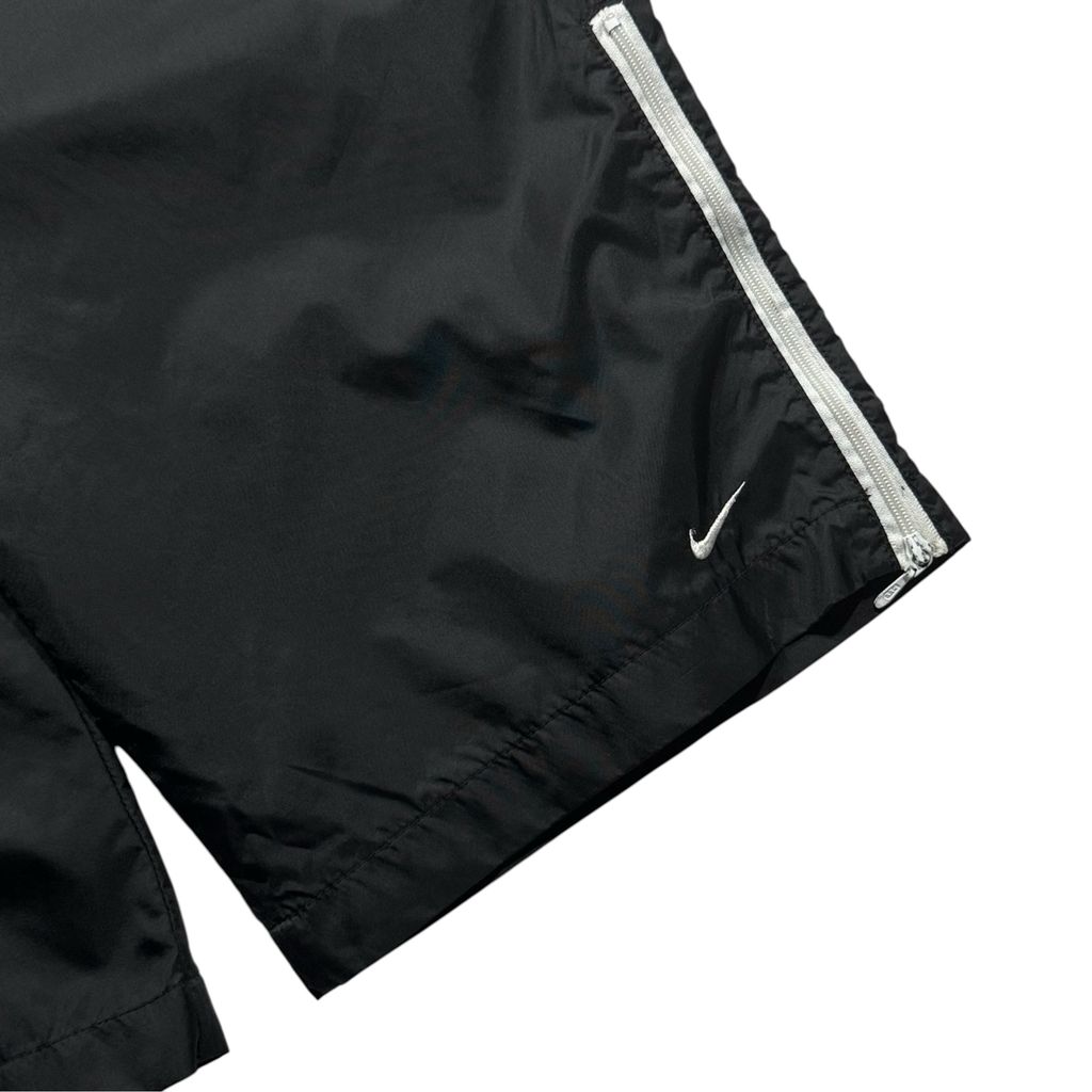 【USED】00s Nike Nylon Pants Black XL / ナイキ ナイロンパンツ ブラック ジップポケット 裾ジップ スウッシュ刺繍 スポーツ