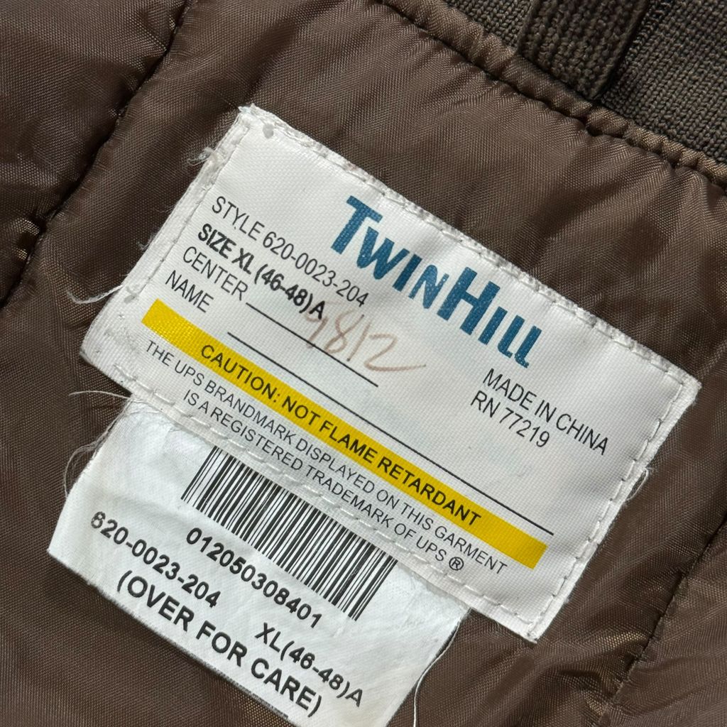 【USED】TWINHILL UPS Official Uniform Insulated Vest Brown XL / ツインヒル UPS 公式ユニフォーム 中綿ベスト キルティングライナー シンサレート リフレクターテープ付き 企業モノ ビッグサイズ