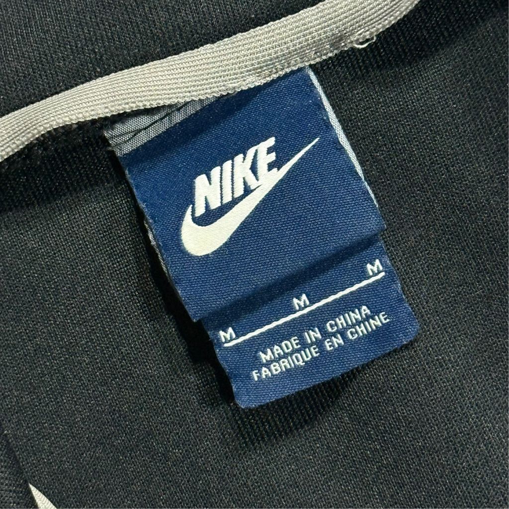 【USED】00s NIKE Track Jacket Black x Gray M / ナイキ トラックジャケット ジャージ 刺繍ロゴ 切替 スタンドカラー 黒 灰色 00年代
