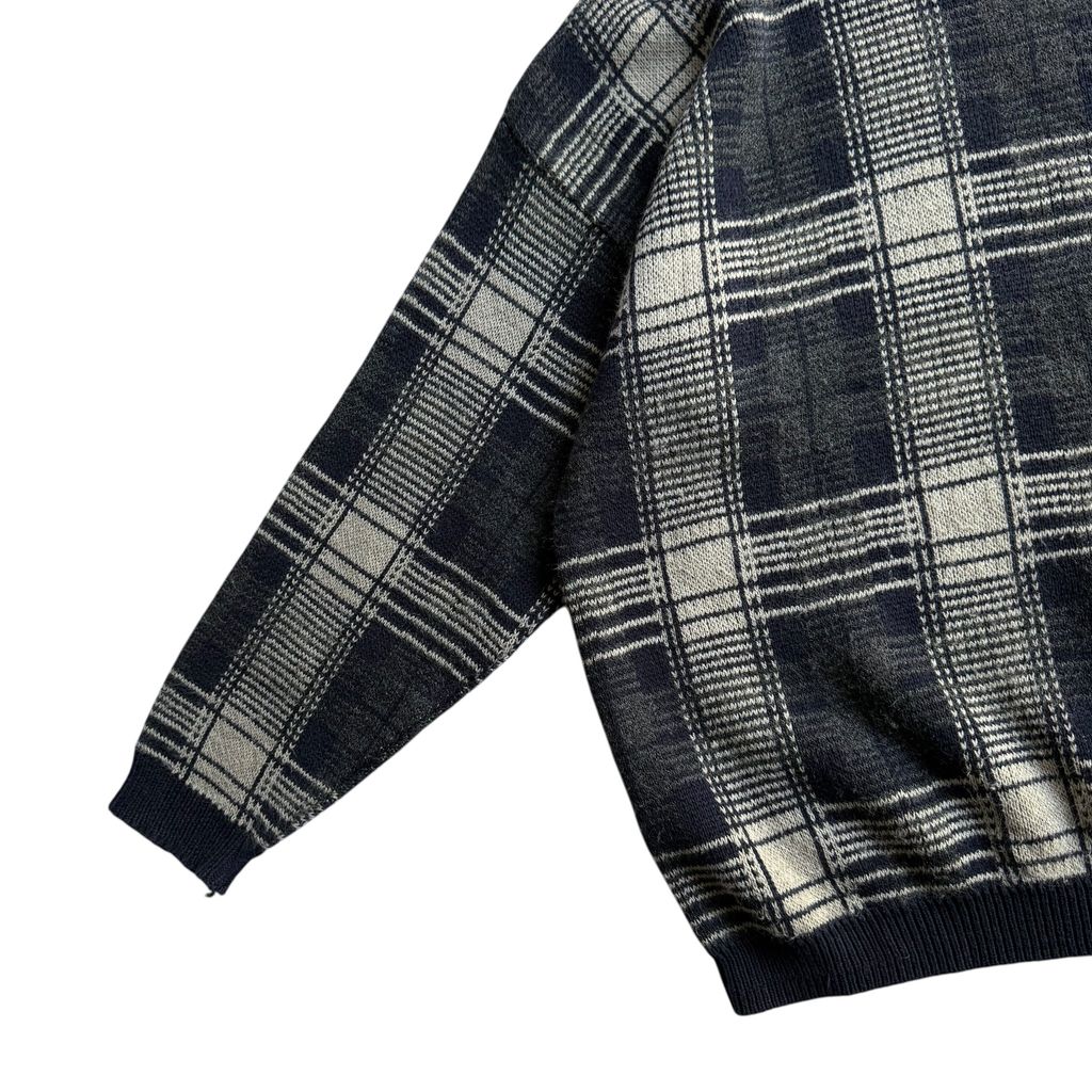 【USED】Van Heusen Check Pattern Crewneck Sweater