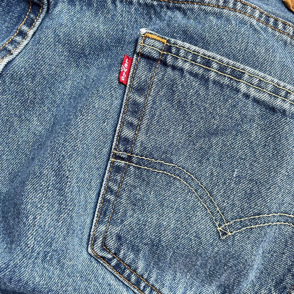 Levi's 550 Relaxed Fit Tapered Jeans