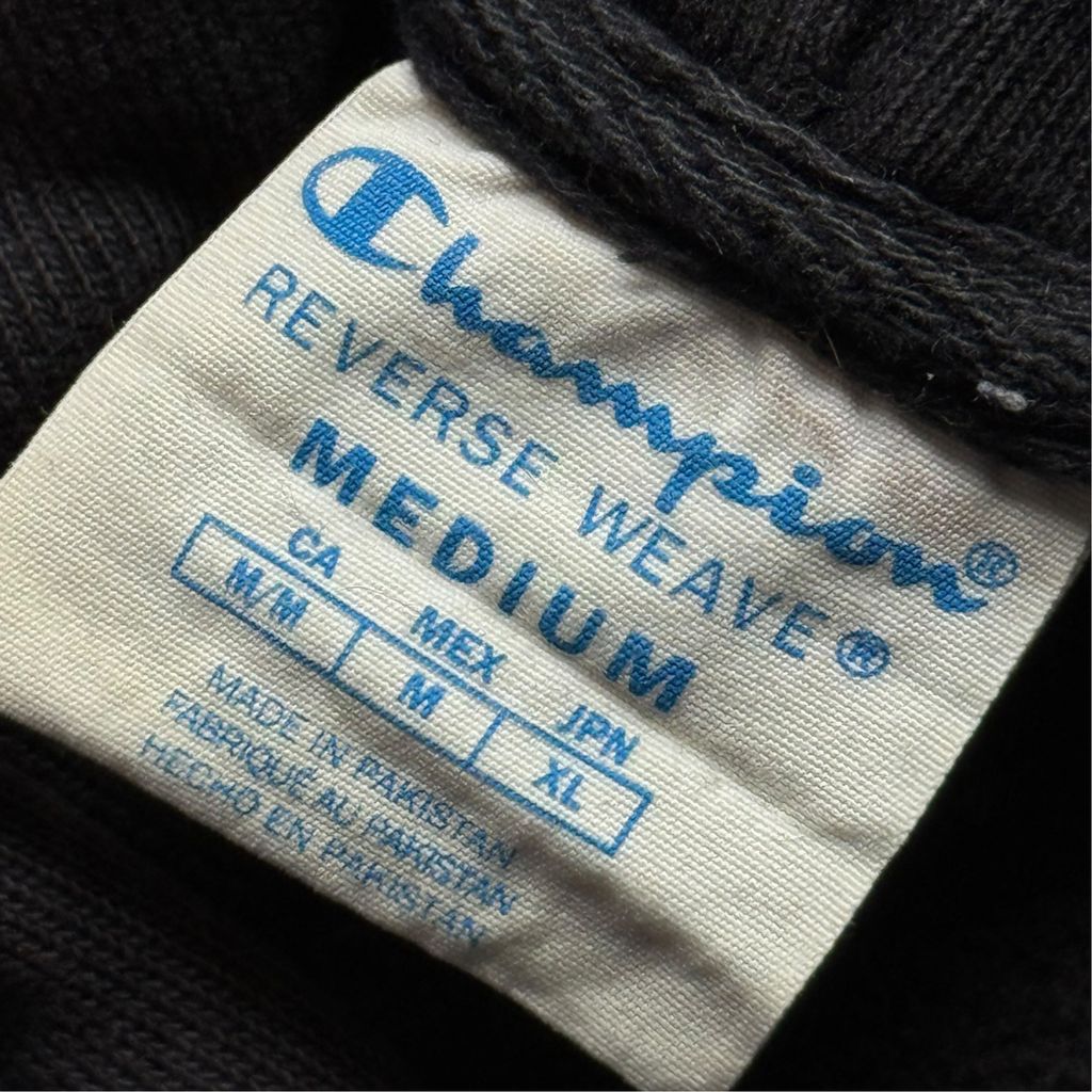 【USED】Champion REVERSE WEAVE Hoodie Black M JPN XL / チャンピオン リバースウィーブ スウェット パーカー プルオーバー フーディー ブラック 黒 目付き パキスタン製 メンズ ユニセックス 古着