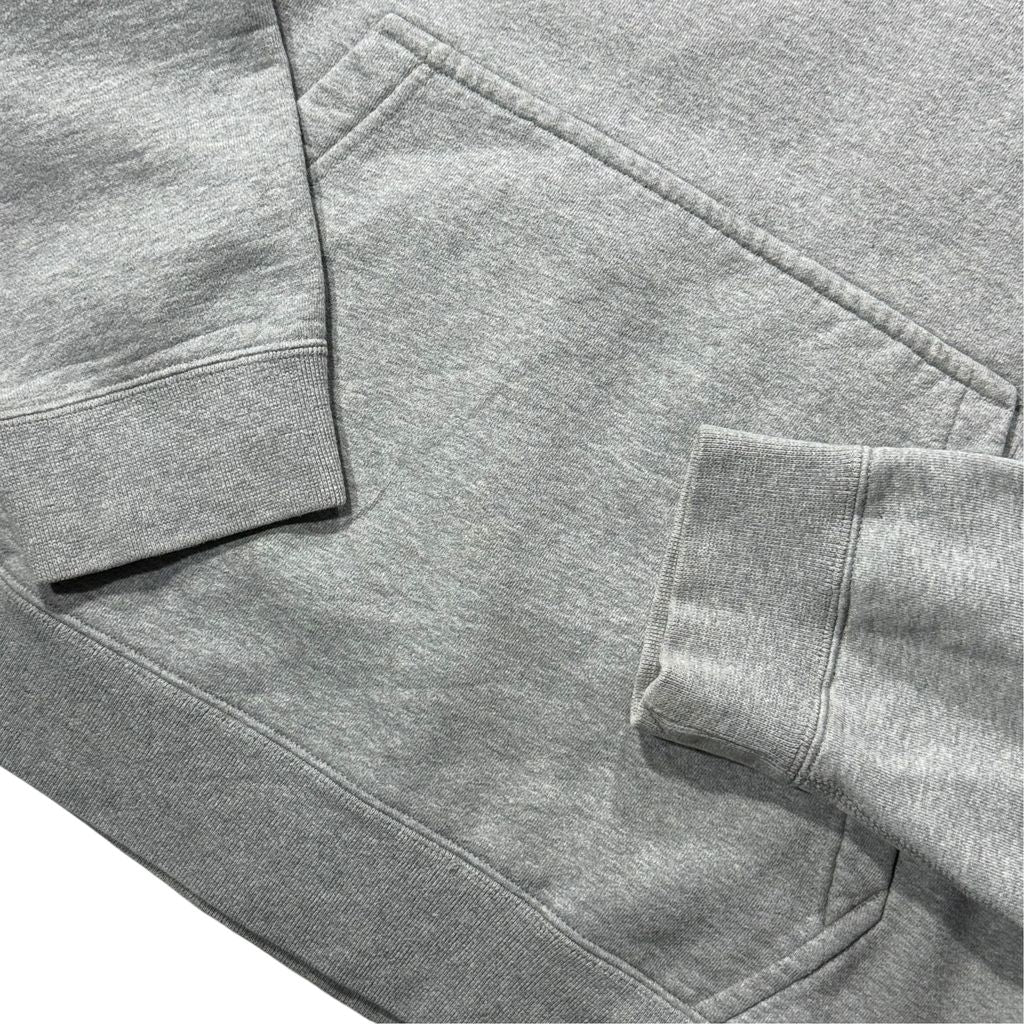 【USED】NIKE Swoosh Sweat Hoodie Grey / ナイキ ワンポイント スウッシュ 刺繍 スウェット パーカー プルオーバー グレー 灰 フーディー メンズ ユニセックス 古着