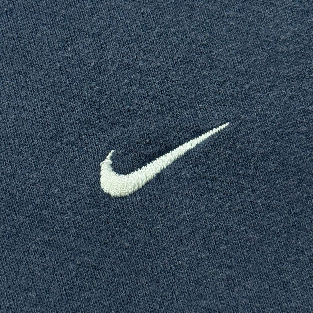 【USED】90s-00s NIKE One Point Swoosh Sweat Navy / ナイキ ワンポイント スウッシュ 刺繍 クルーネック スウェット トレーナー ダークネイビー 濃紺 白タグ メンズ ユニセックス 古着